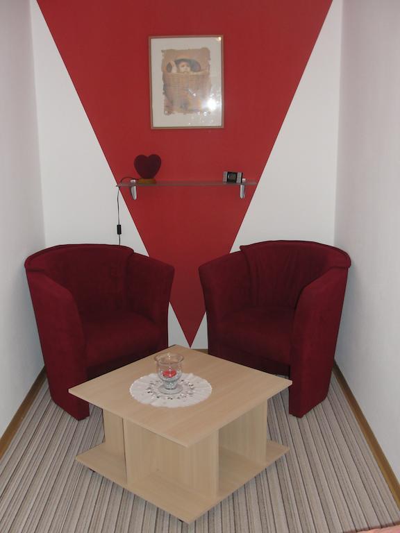 Ferienwohnung Witzig Inh Rita Weitmann Ingelheim am Rhein Room photo